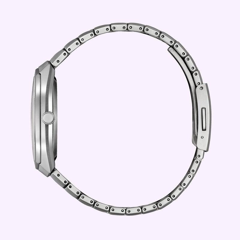 Citizen Eco-Drive Photon white-silver Super Titanium bracelet detail