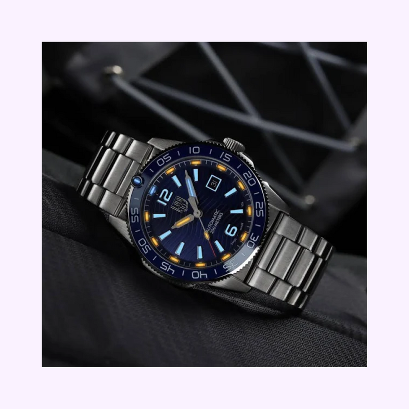 Luminox Watches Pacific Diver Automatic XS.3104 UPC: 7611382662712