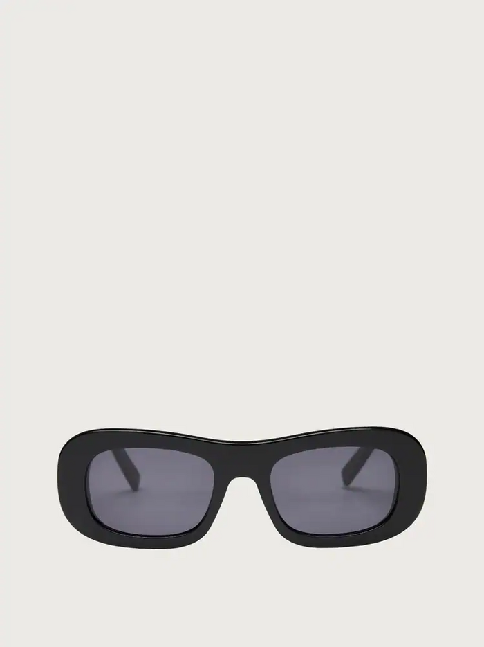 Salvatore Ferragamo SF1046S-001 / BLACK ACETATE SUNGLASSES  display picture 3