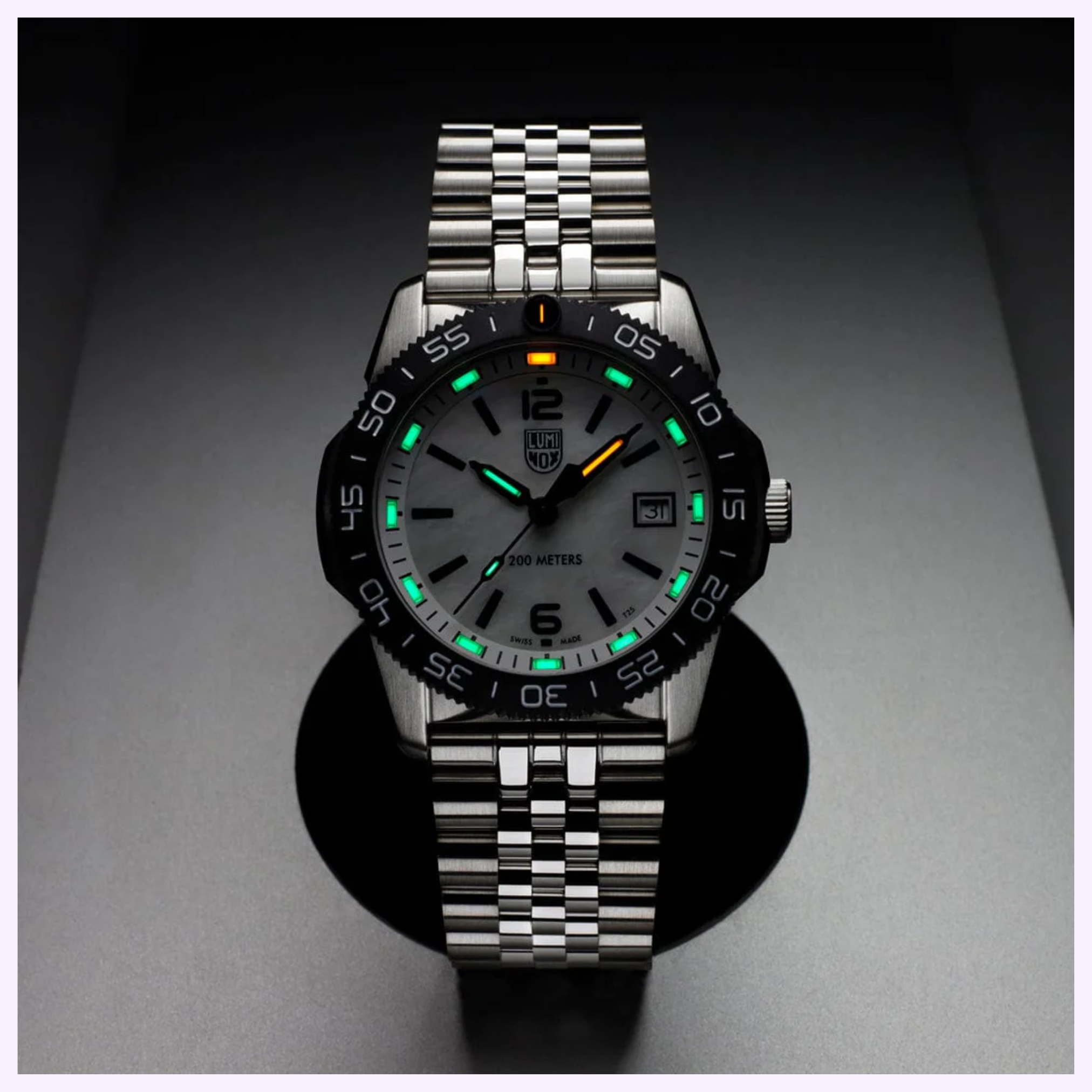 Luminox Pacific Diver Ripple 39mm front view showing luminous hour markers and CARBONOX bezel on white background