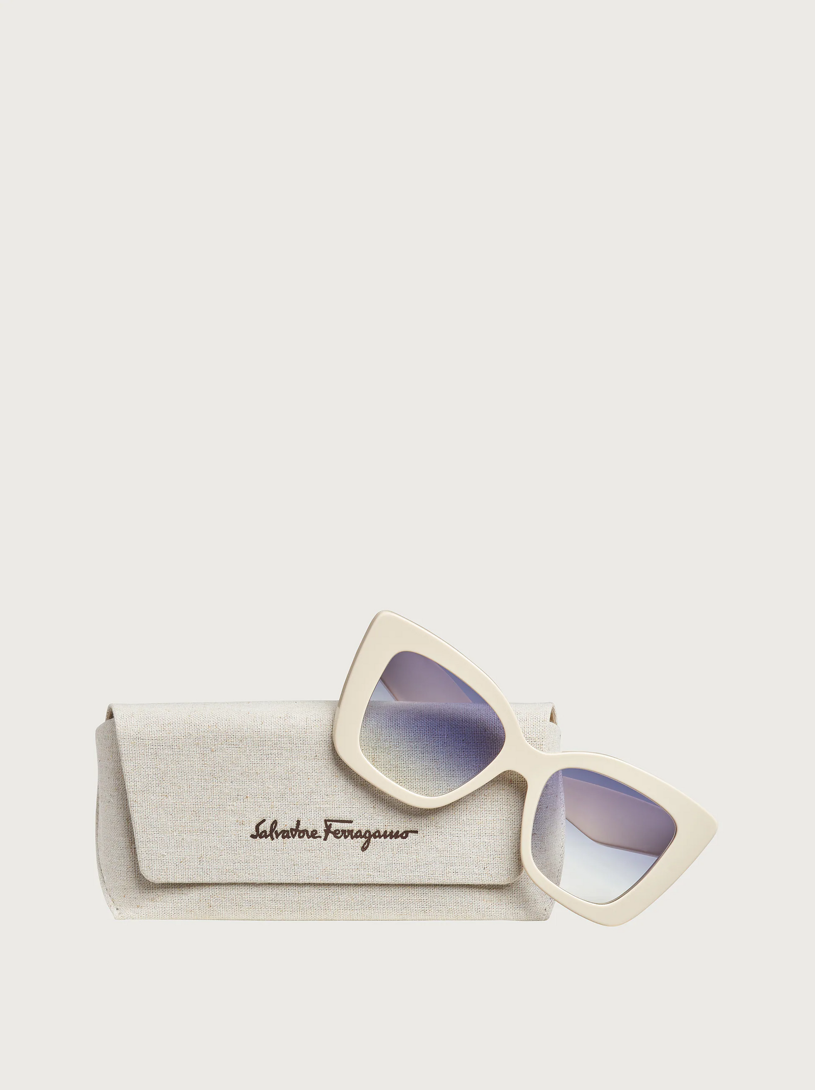 【★安心の定価販売★】 SalvatoreFerragamo-SF1023S- 小物