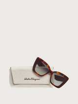 Salvatore Ferragamo SF1023S - 214 / TORTOISE SUNGLASSES